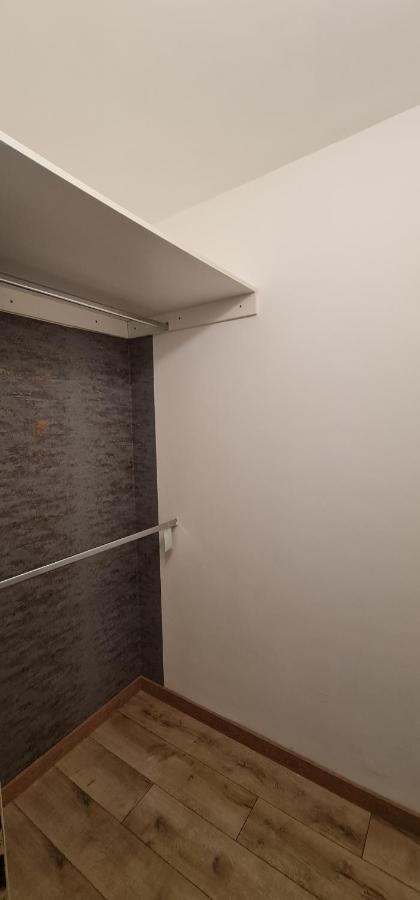 Ybs Apartman Appartement Zalaegerszeg Buitenkant foto