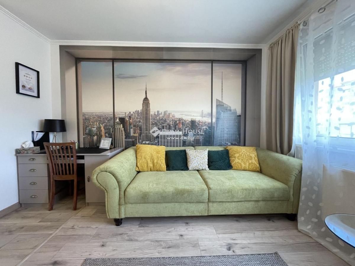 Ybs Apartman Appartement Zalaegerszeg Buitenkant foto