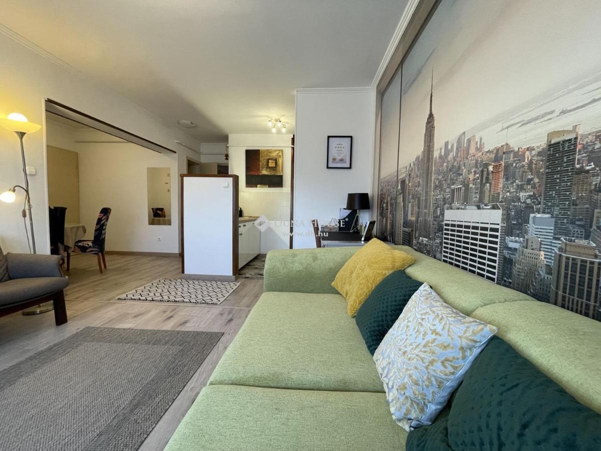 Ybs Apartman Appartement Zalaegerszeg Buitenkant foto